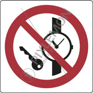 cartello (vietato entrare con orologi o oggetti metallici - no metallic articles or watches)