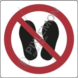 cartello (vietato calpestare o sostare in questa zona - do not walk or stand here)