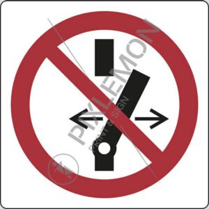 cartello (vietato alterare lo stato dell'interruttore - do not alter the state of the switch)
