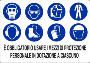 cartello E' OBBLIGATORIO USARE I MEZZI DI PROTEZIONE PERSONALE IN DOTAZIONE A CIASCUNO